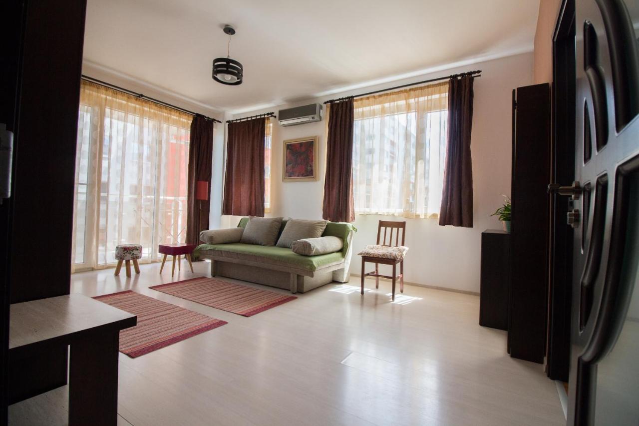 Sweet House Apartment Арад Екстериор снимка
